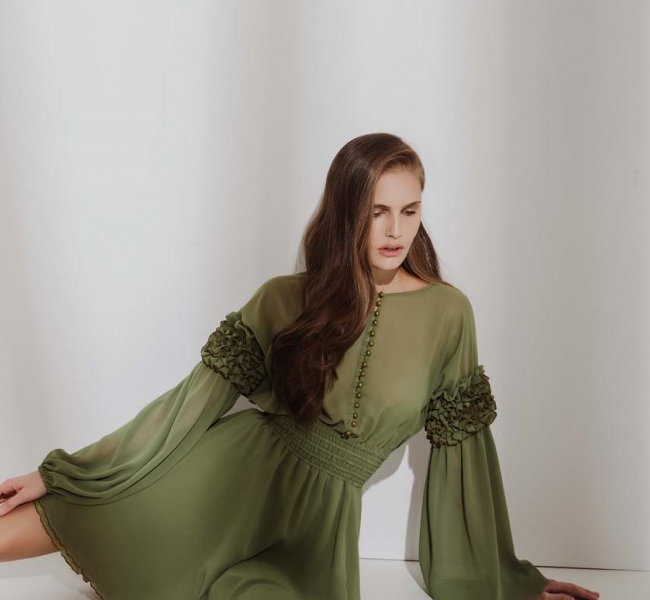 Алла Костромичева в лукбуке бренда ELENA GURANDA