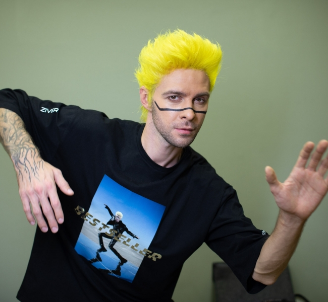 Bestseller: Макс Барских представил капсульную коллекцию street wear by Nick Vangard