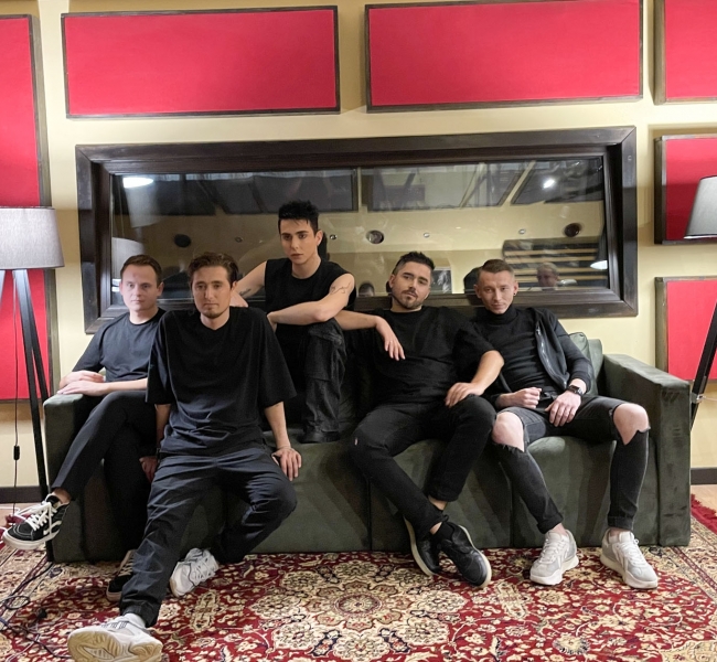 MÉLOVIN представив нову пісню «Один не Один»