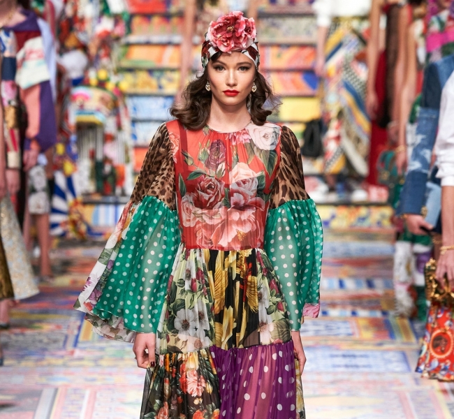Тренд или вынужденные меры? Dolce & Gabbana представили коллекцию Spring 2021, сшитую из лоскутов
