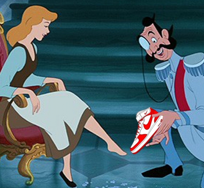 Disney переснимет «Золушку». Её сыграет мужчина, а вместо туфельки будет кроссовок