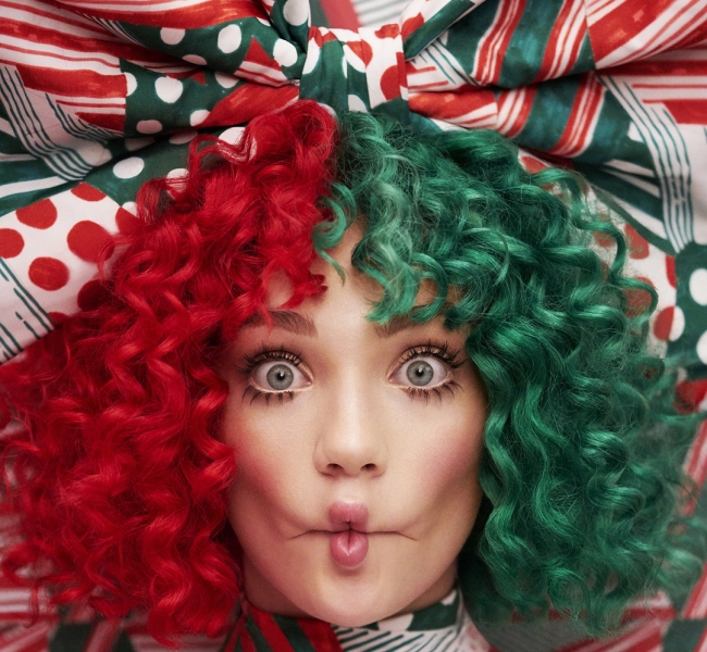 Sia представила первый сингл из рождественского альбома