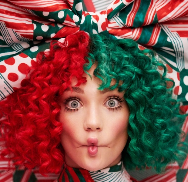 Sia анонсировала выход рождественского альбома "Everyday is Christmas"