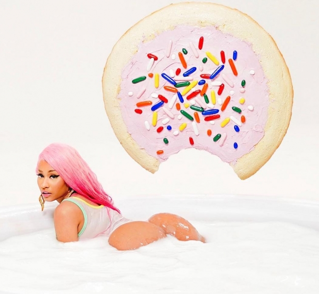 18+ или Nicki Minaj выпустила провокационный клип «для взрослых»