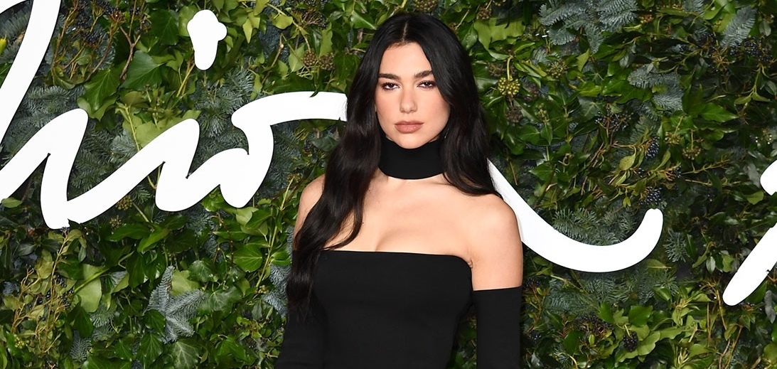 Красная дорожка и лучшие образы премии 2021 FASHION AWARDS