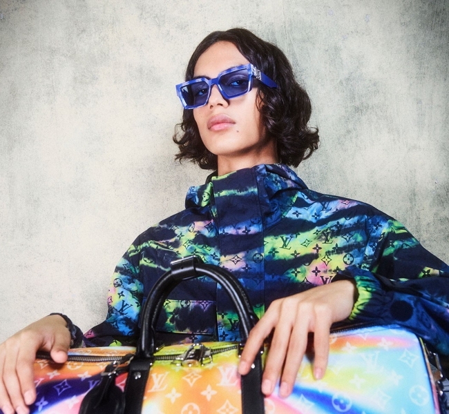 Louis Vuitton представили капсулу Fall 2021, вдохновленную поздравительной открыткой основателя
