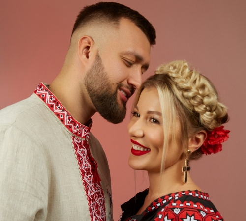 Вставай, моя Україно! TamerlanAlena надихають у новій пісні!