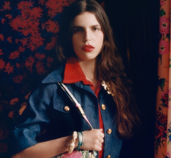 Gucci представляет капсульную коллекцию с цветочными мотивами. Посвящено Кену Скотту