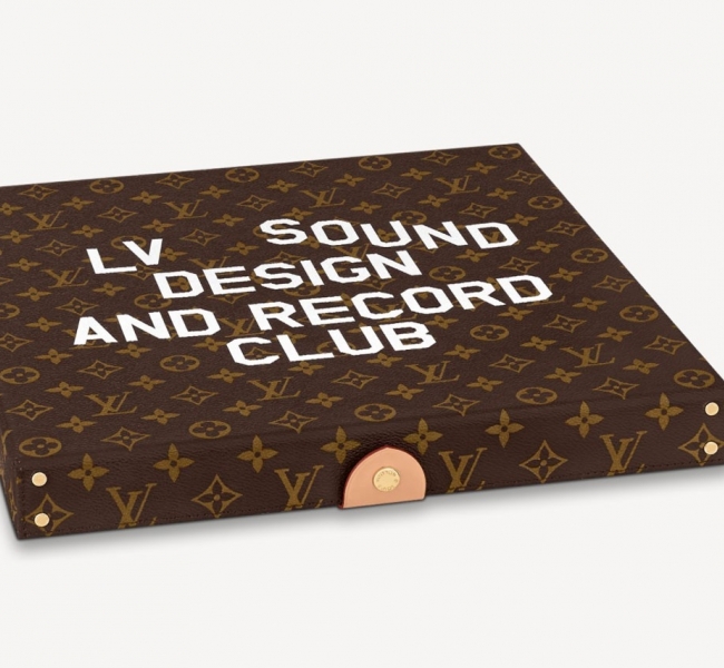 Коробка для пиццы с монограммой от Louis Vuitton не совсем для пиццы