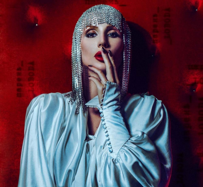 LOBODA презентовала новый сингл "Парень"