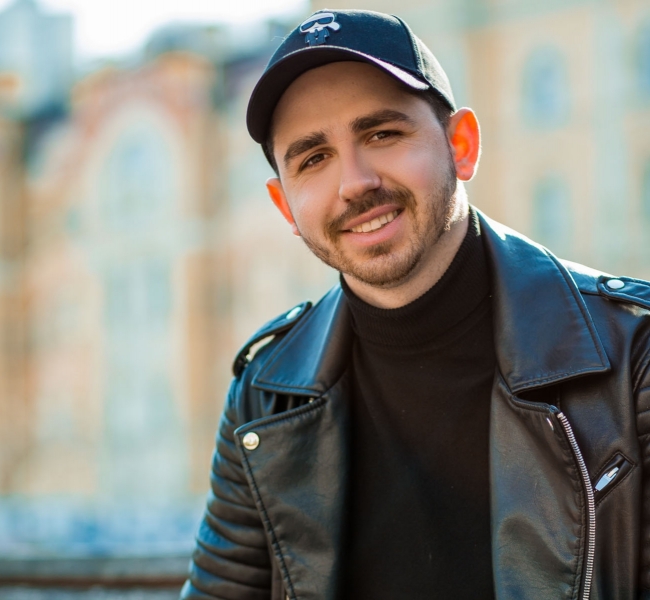 Блогеры и с чем их едят: основатель "WhyNot? Enot" Евгений Таллер о самой удивительной профессии современности