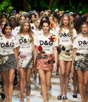 Показ новой коллекции Dolce & Gabbana весна-лето 2017