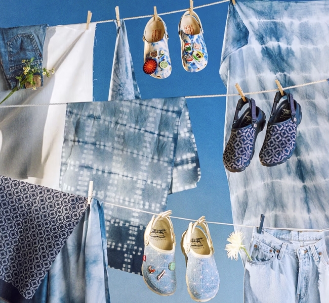 Levi's переробляє класичні та універсальні сабо Crocs