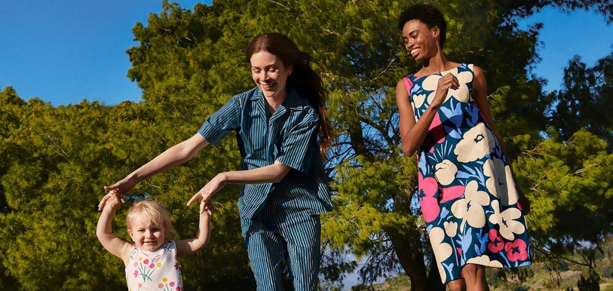 Коллекция MARIMEKKO X UNIQLO для мам и детей, вдохновленная летним солнцем