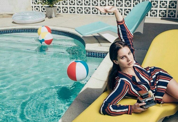 Lana Del Rey ft. The Weeknd: романтические танцы на вершине «HOLLYWOOD»