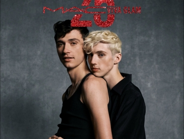 Viva Glam: Юбилейный кампейн M.A.C в защиту прав женщин и ЛГБТ-сообщества