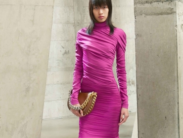 Штаны для вечеринок и забавные принты в устойчивой коллекции Stella McCartney FW21