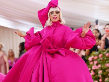 Вам и не снилось: Невероятные наряды звезд на Met Gala 2019
