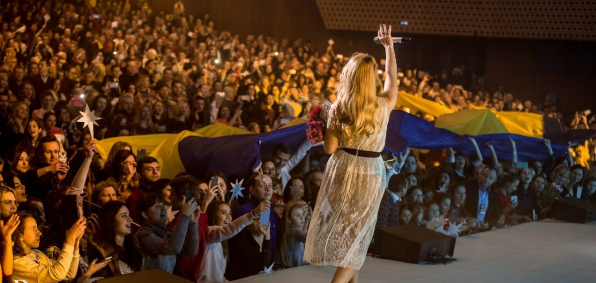 Тина Кароль стала Народной артисткой Украины