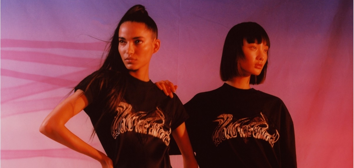 Рианна представила новый дроп Fenty, посвященный гранжу и рейв-культуре