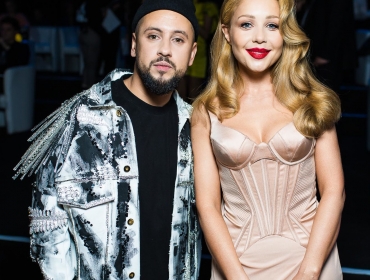 Роскошные платья и эпатажные образы на красной дорожке М1 Music Awards 2019