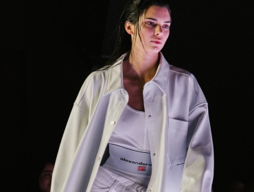 Америка, спортивно-деловой стиль и дань известным дизайнерам на показе Alexander Wang