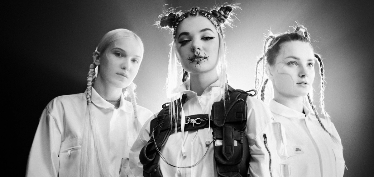 Восток дело тонкое. ULIANA ROYCE на гребне Tik Tok