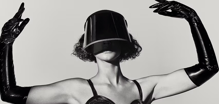 Adidas X Ivy Park випускає фінальну колекцію «Ivy Park Noir»