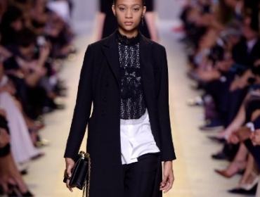 Дебютная коллекция Марии Грации Кьюри для Christian Dior