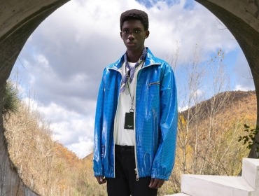 Недостроенные дома и модные конструкции от Off-White ™