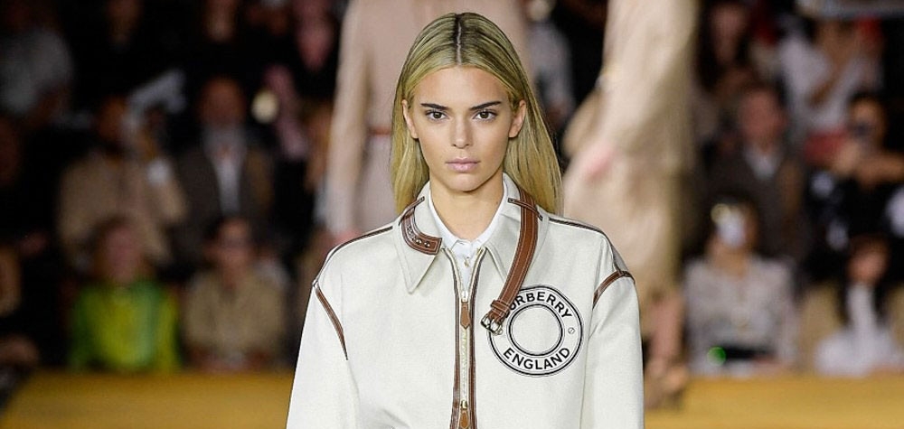 Классика и женственность: Риккардо Тиши представил коллекцию SS20 для Burberry