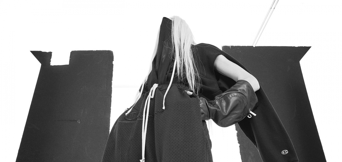 Мрак и спорт: Стильная коллаборация Rick Owens x Champion SS21