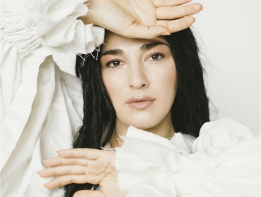 В разгар карантина Laura Marti выпустила песню «Save My Life»