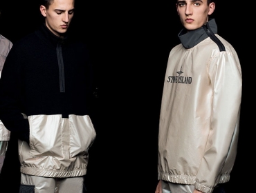 Инновационная капсула в видео-лукбуке Stone Island