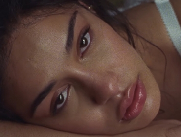 Певица, которую ты полюбишь: Jorja Smith представила чувственное видео