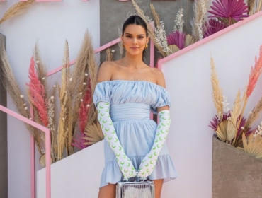 Яркие образы гостей одного из самых масштабных фестивалей мира - Coachella 2019