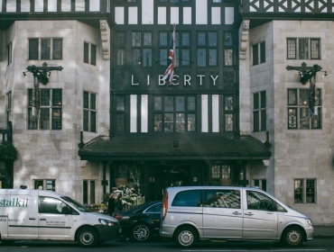 В британском универмаге Liberty London стартовали продажи Lake Studio