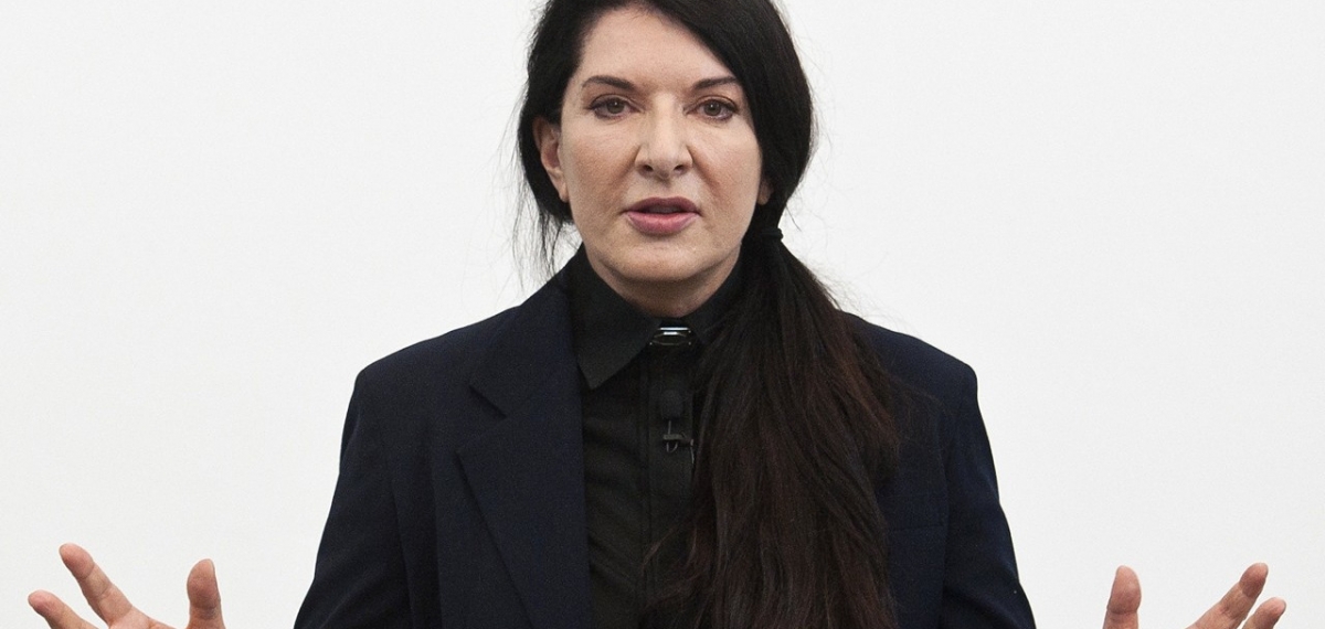 Это нельзя пропустить: Марина Абрамович воссоздаст один из своих наиболее легендарных перформансов