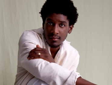 Labrinth после работы с Канье Уэстом, Бейонсе и «Эйфорией» представляет собственный новый трек о путешествии к мечте