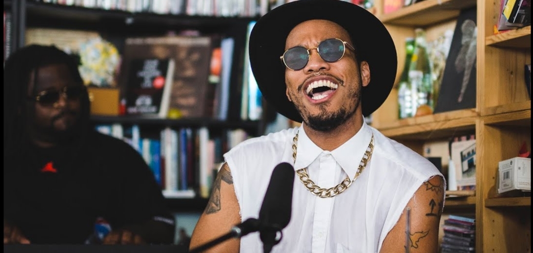 От COVID-19 до расовых протестов: Anderson .Paak выпустил сильный трек о всех современных проблемах