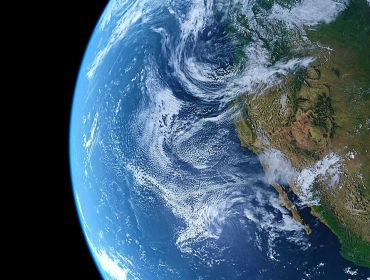 Бьюти-бренд Estee Lauder заплатит NASA 128 000 $ за фото косметики в космосе. Над этим уже шутят