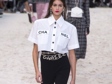 Ветер с моря дул: показ новой коллекции Chanel SS19