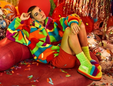 Искусство самовыражения: UGG ярко празднуют Pride 2021