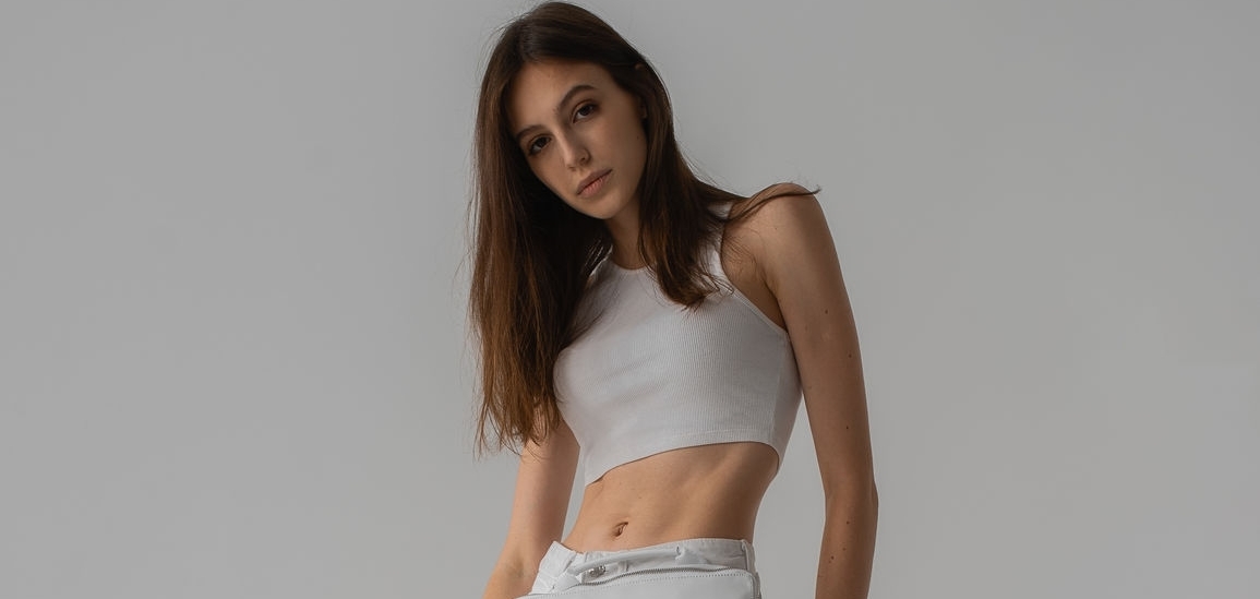 Ода белому: Look book новой коллекции обуви HONCHARENKO