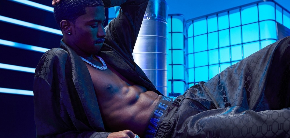 Очень горячо: Рианна впервые представляет капсулу мужской одежды Savage X Fenty