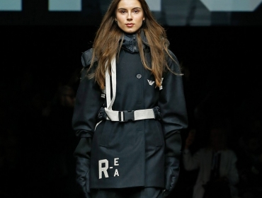 Экологичная и как никогда актуальная: Emporio Armani представляет коллекцию R-EA