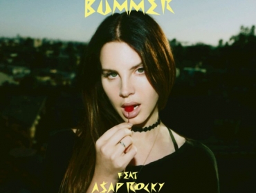 Lana Del Rey презентовала одновременно два сингла