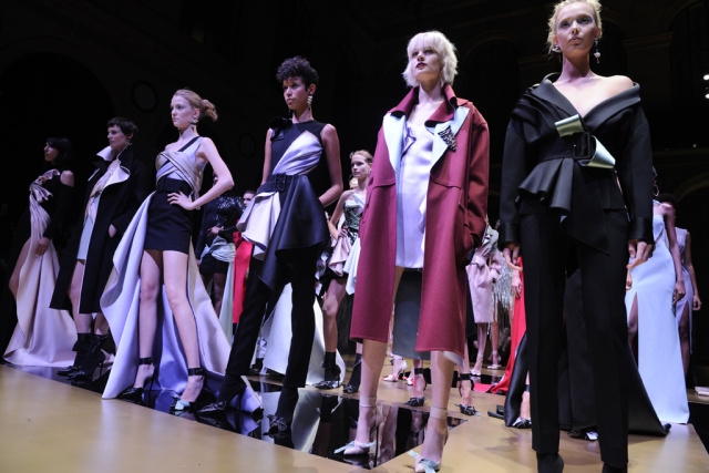 Кутюрный показ Atelier Versace A/W 2017
