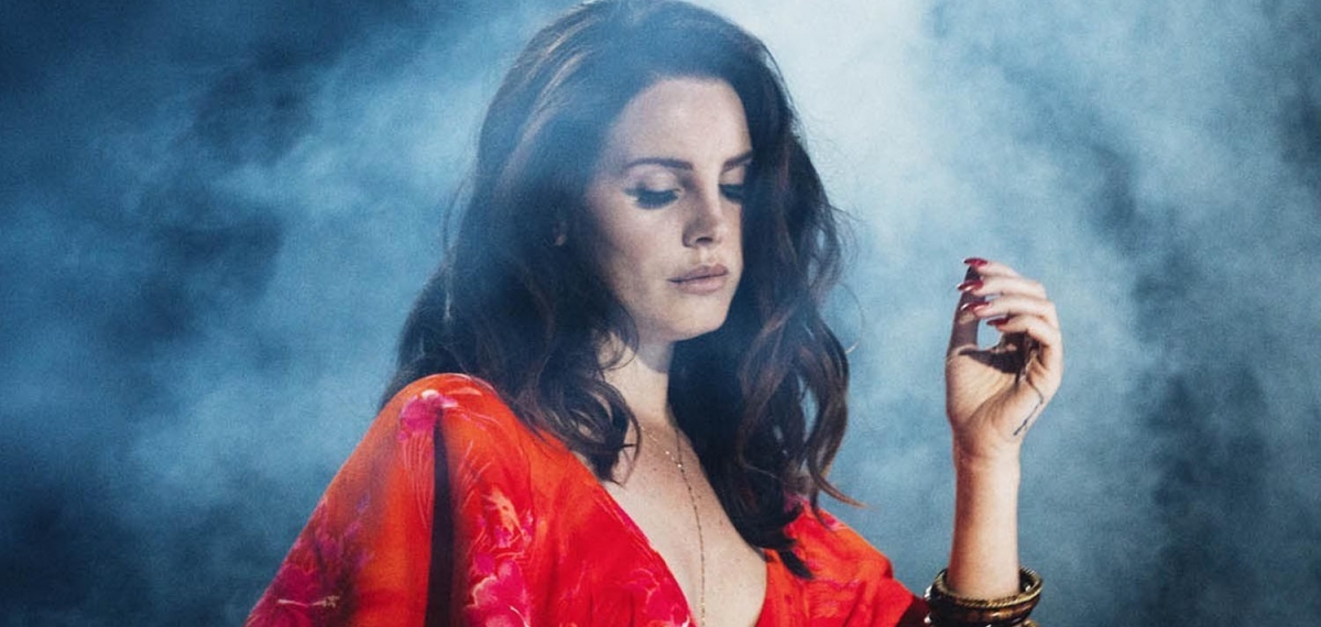 Меланхолия и красота: Lana Del Rey очаровала новым клипом