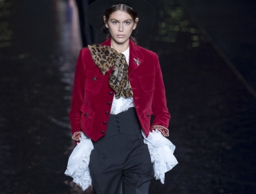 Огни ночного Париже в новой коллекции Saint Laurent